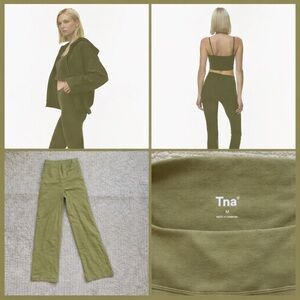 Aritzia TNA TnaCHILL Atmosphere Wide Hi-Rise Legging Olive Green Size M